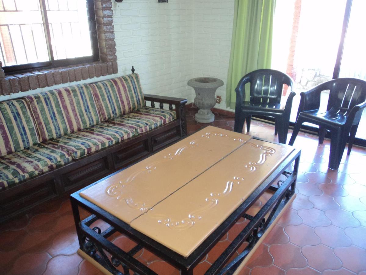 La Casa Contenta - Hizvo