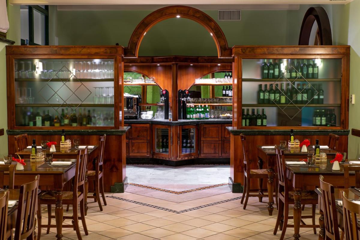 Castellucchio Hotel - Housity
