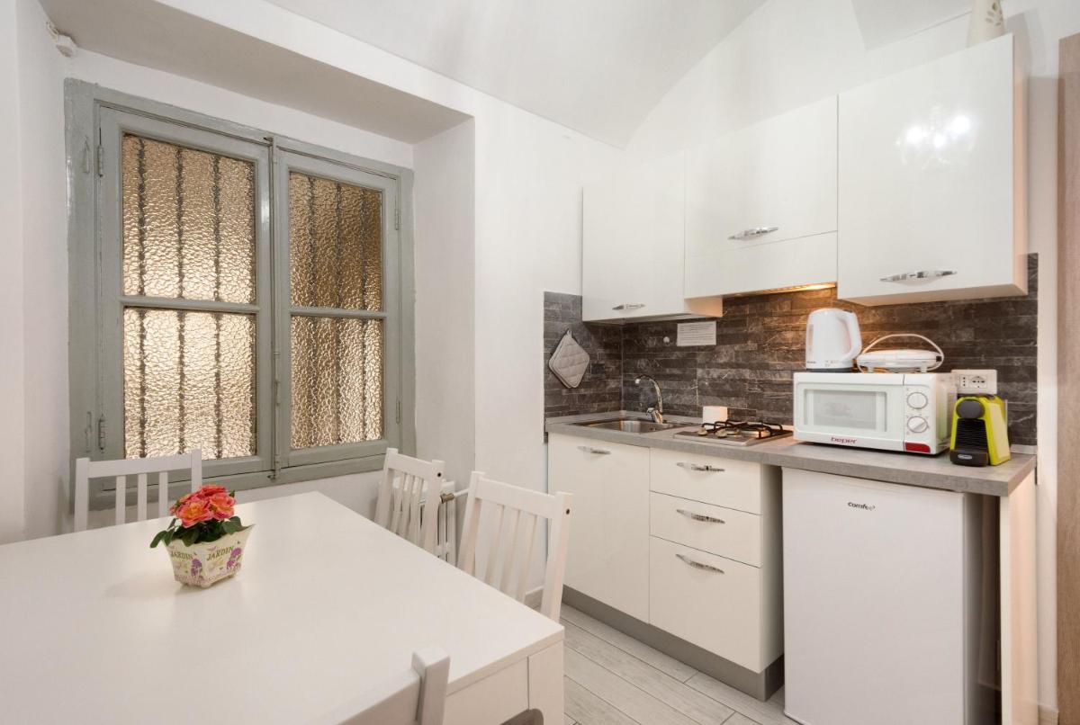 Central Apartment Porta Susa - Housity