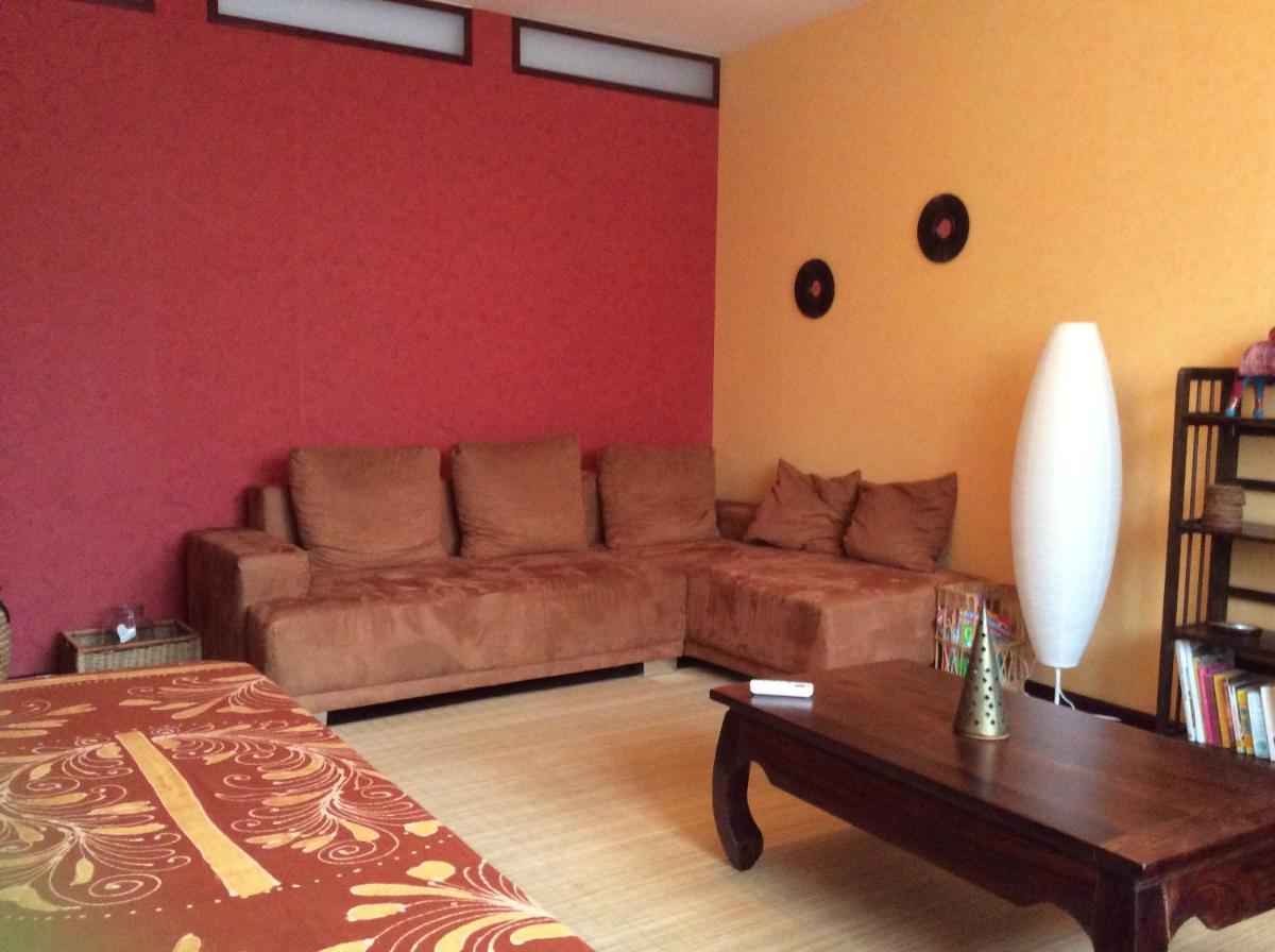 Beautiful, exotic 2 room flat with balcony and air-con in Komárom - Housity