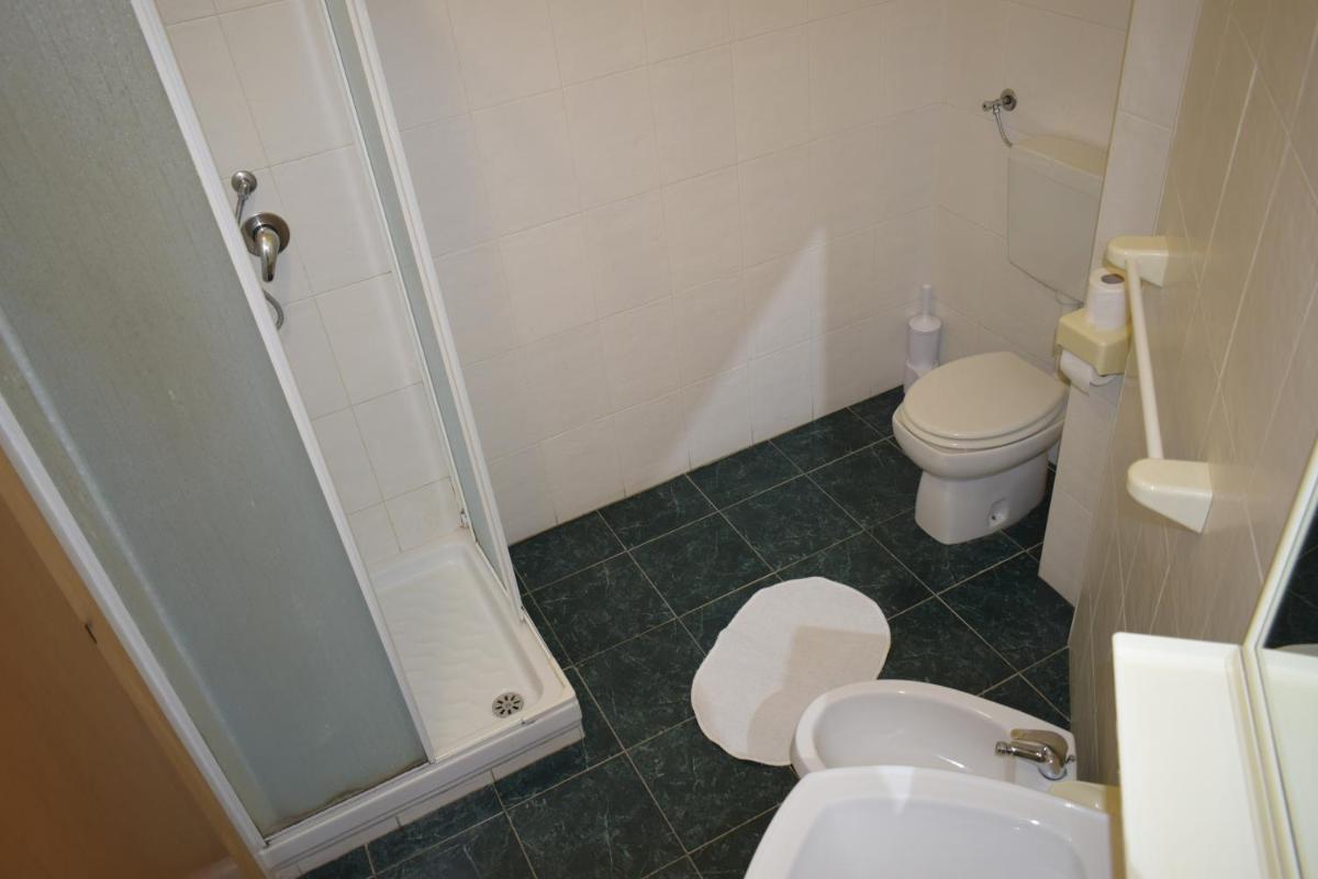 Hotel River - Housity