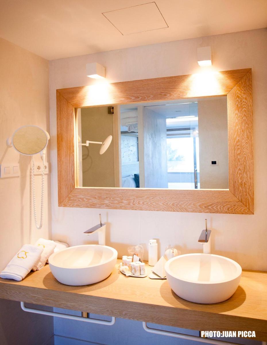 Un baño de Hotel Cala Saona & Spa