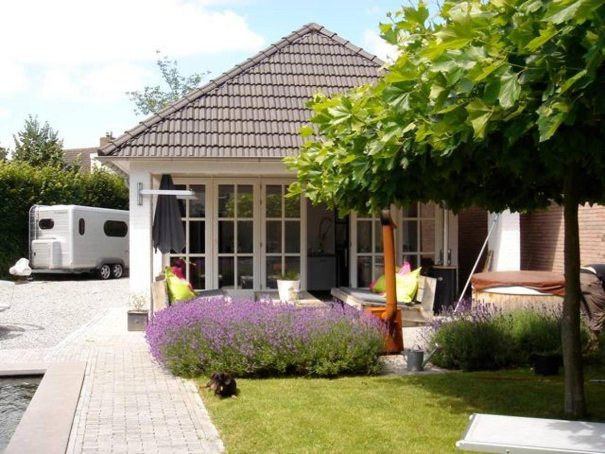 Gardenhouse with private jacuzzi and sauna - Housity