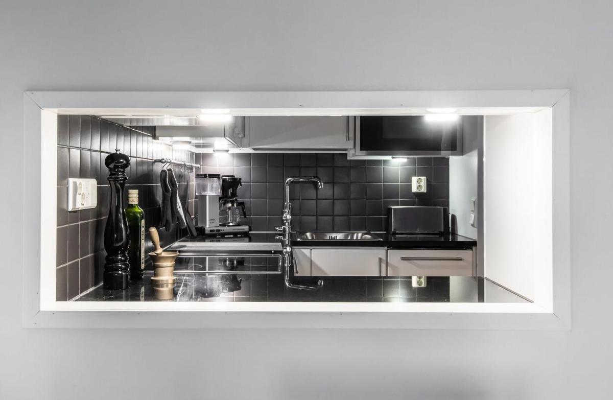 2ndhomes Luxury Kamppi Center Apartment with Sauna and Terrace - Housity