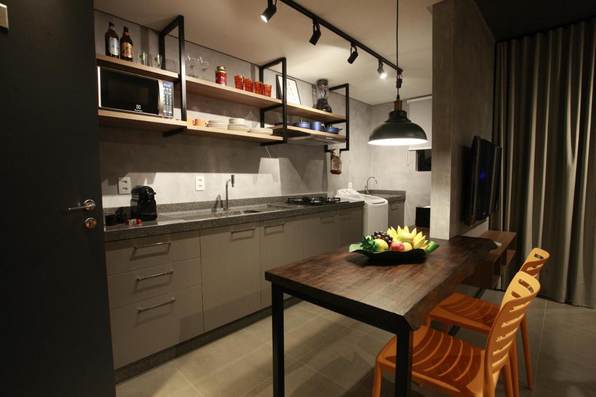 Loft 204 perto da Vila Germânica, FURB e Centro - Housity