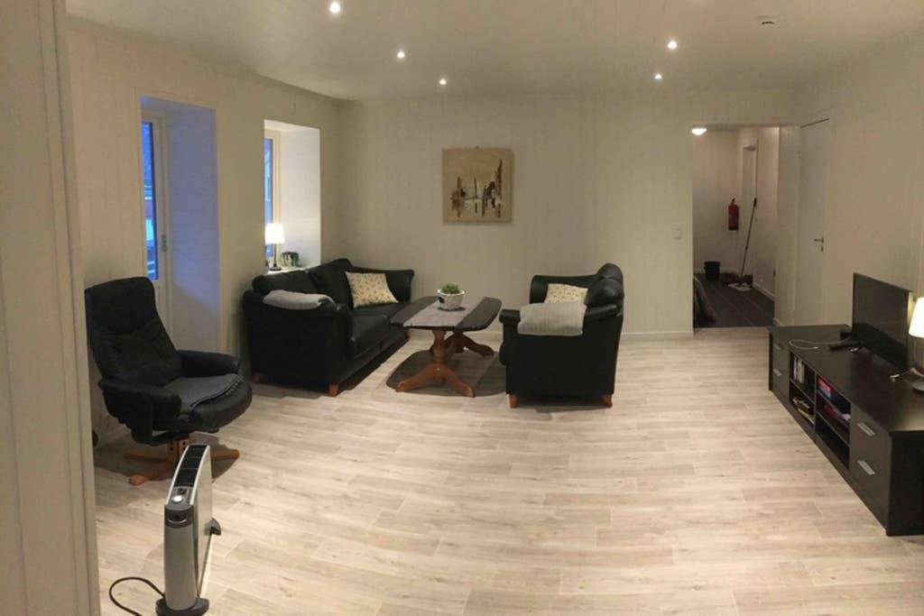 Balestrand Fjordapartments Holmen 19A - Housity