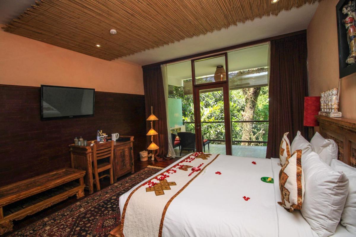Jungle Retreat by Kupu Kupu Barong - Housity