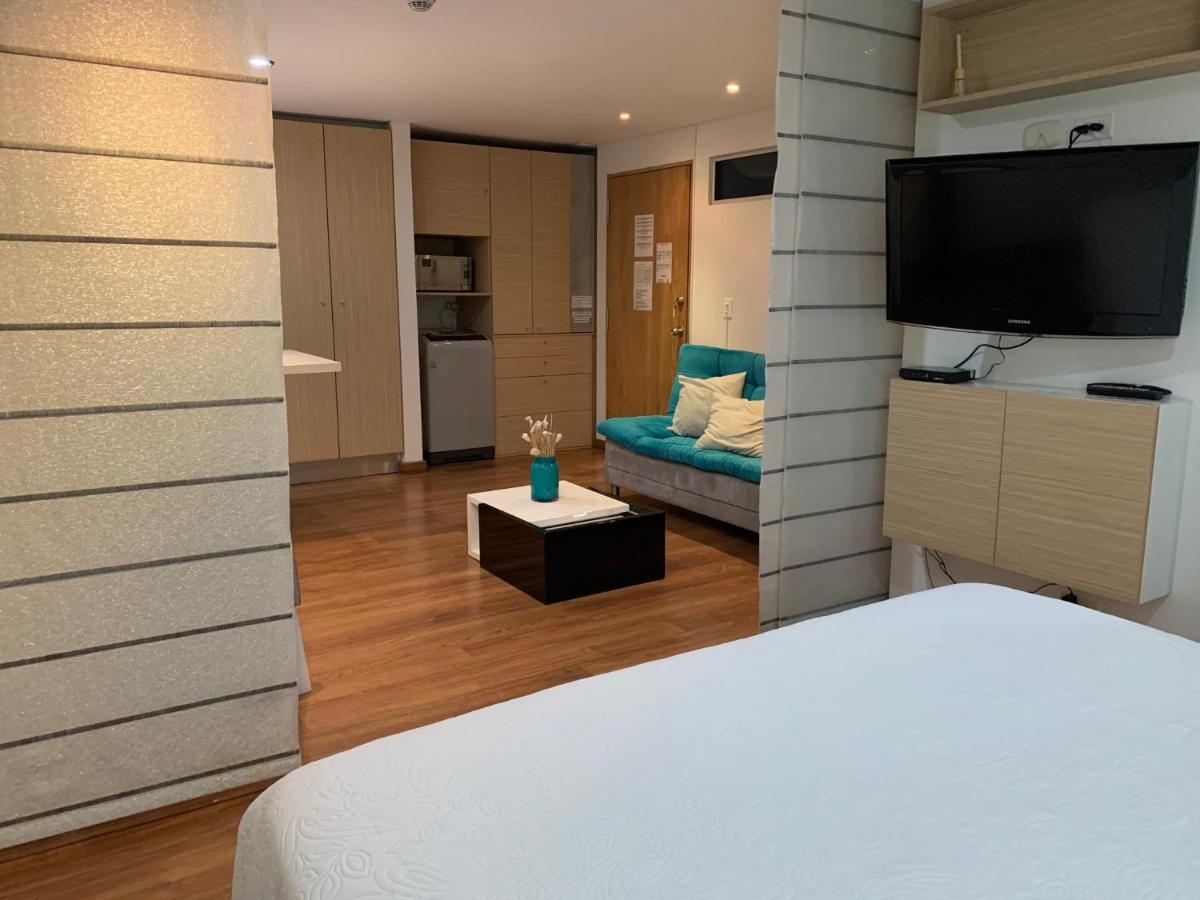 Aparta Estudio Aeropuerto - Housity