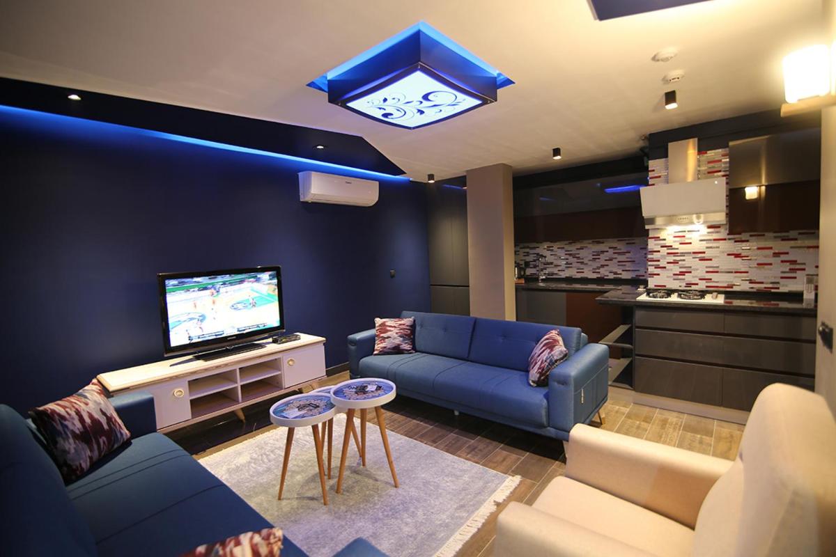2D VIP Suite&Spa Hotel - Housity