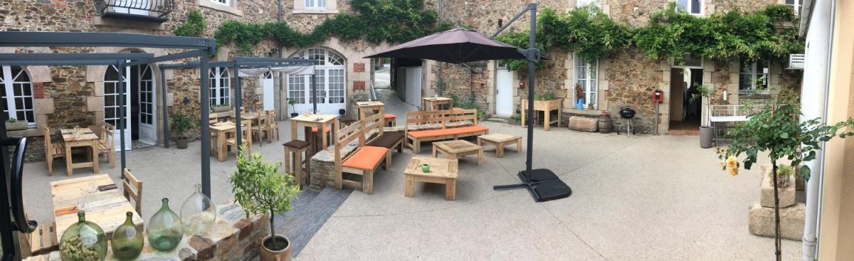 Hotel - Restaurant Les 3 Piliers - Housity