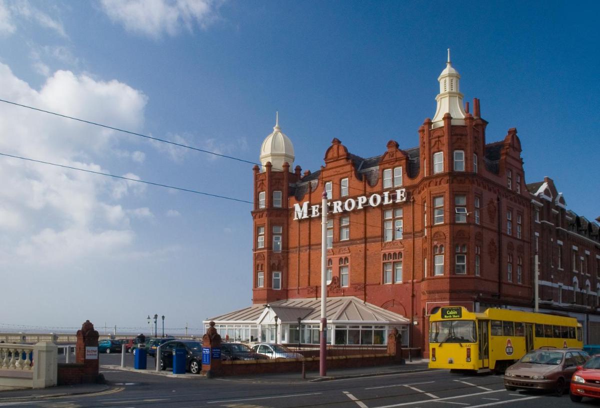 The Metropole Hotel - Housity