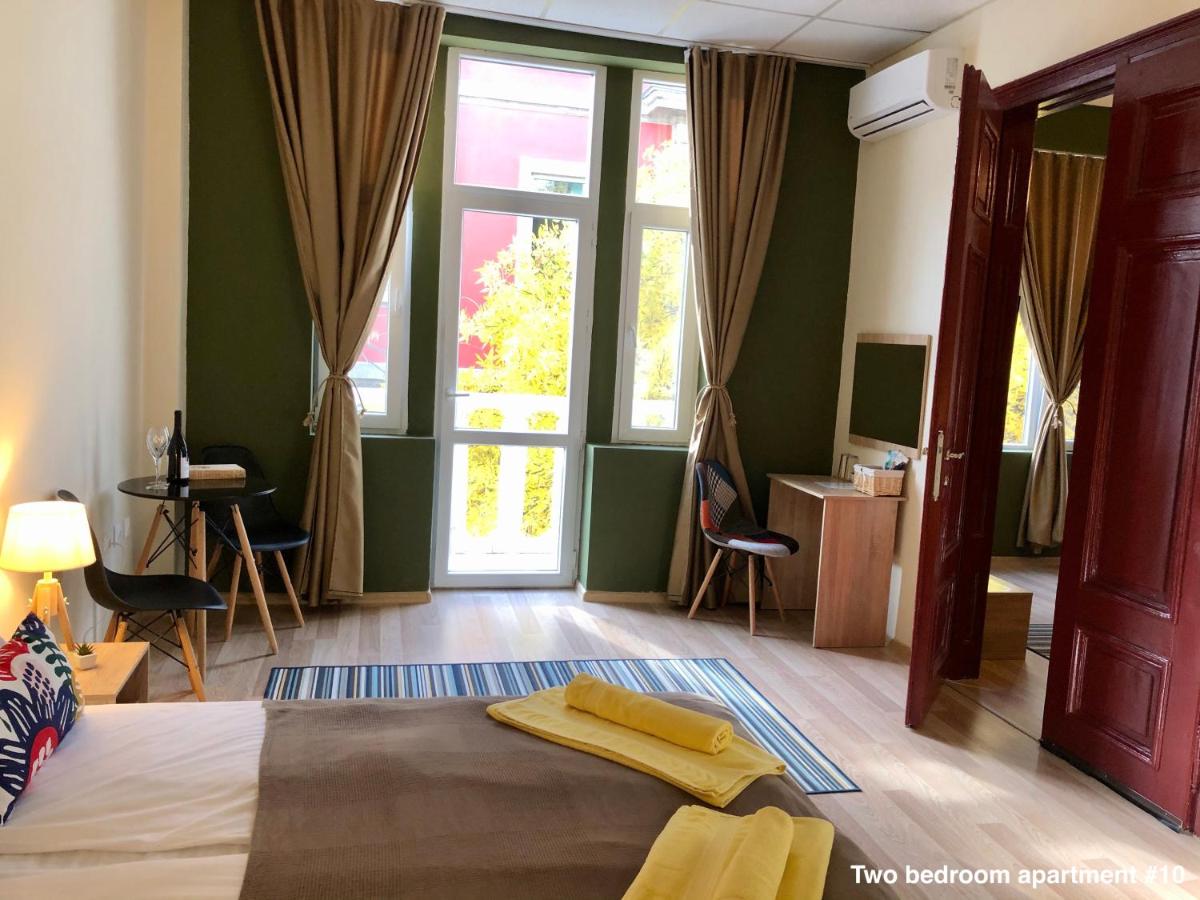 SKYLER GUEST HOUSE - Housity