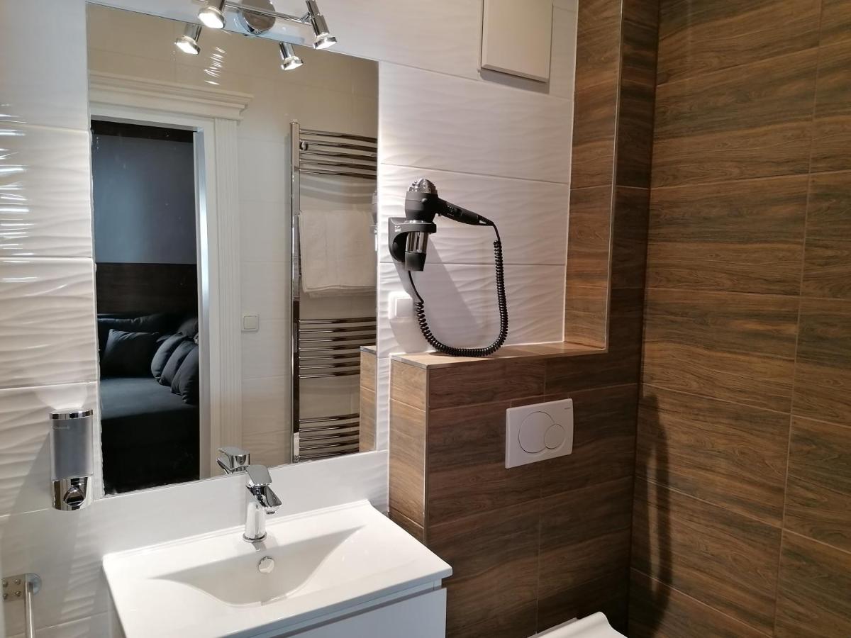 GOLDEN STAR - Premium Apartments - Housity