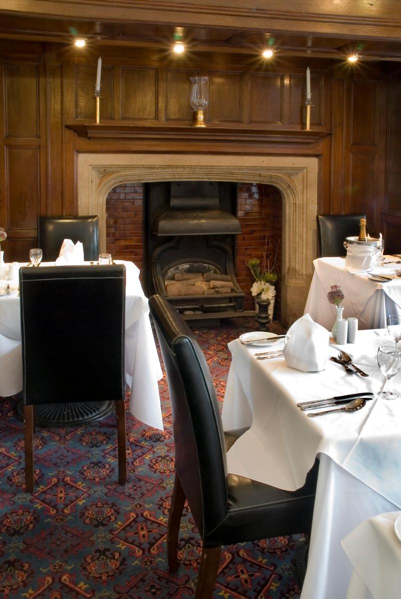 Royal Court Hotel & Spa Coventry - Housity
