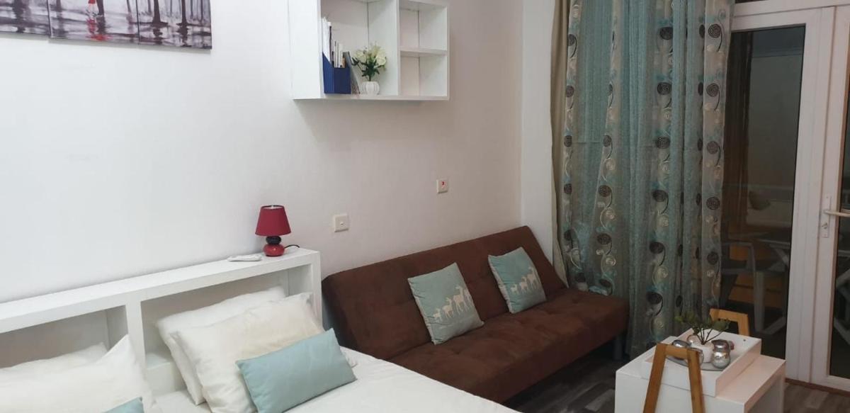 Studio- Grand Bay- 30 Meters from the Beach - Housity