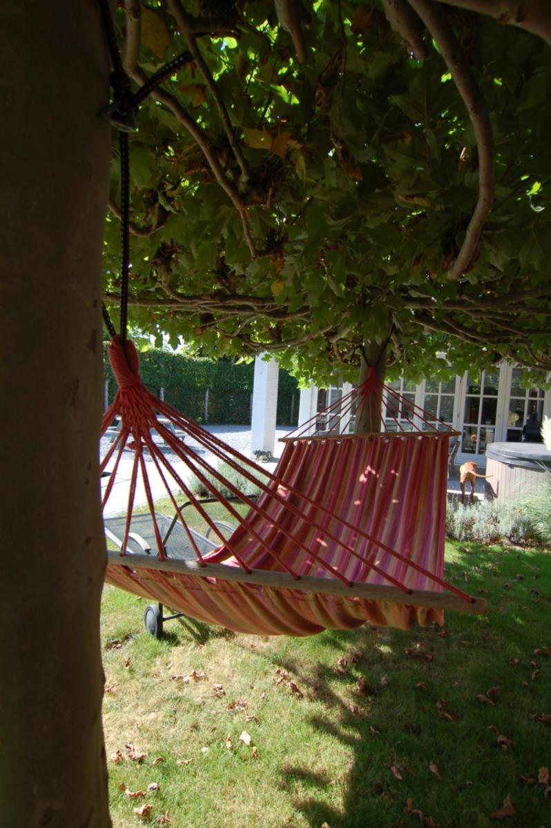 Gardenhouse with private jacuzzi and sauna - Housity