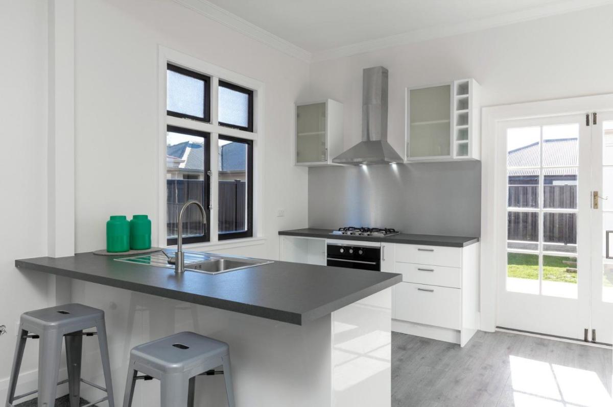 Te Waiharakeke Holiday Home - Housity