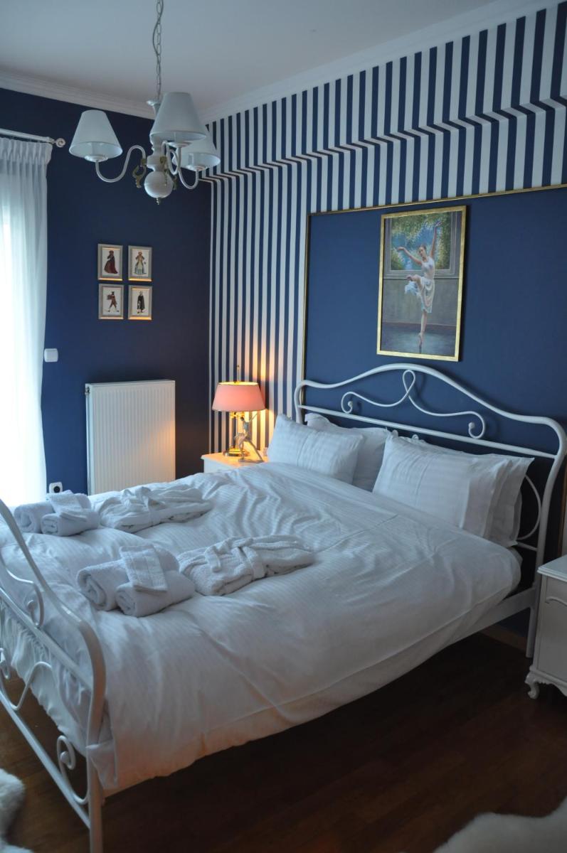 Classic Apartment With Beautiful View - Housity