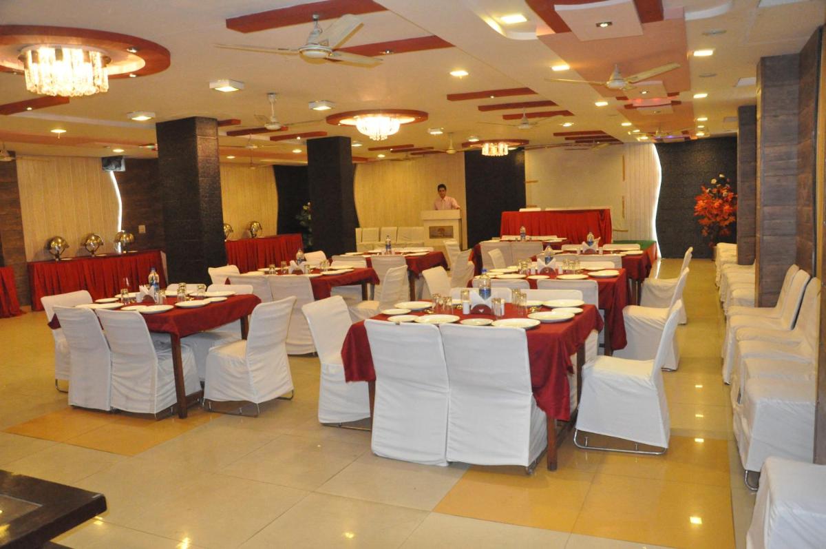 Hotel Muskan Palace - Housity