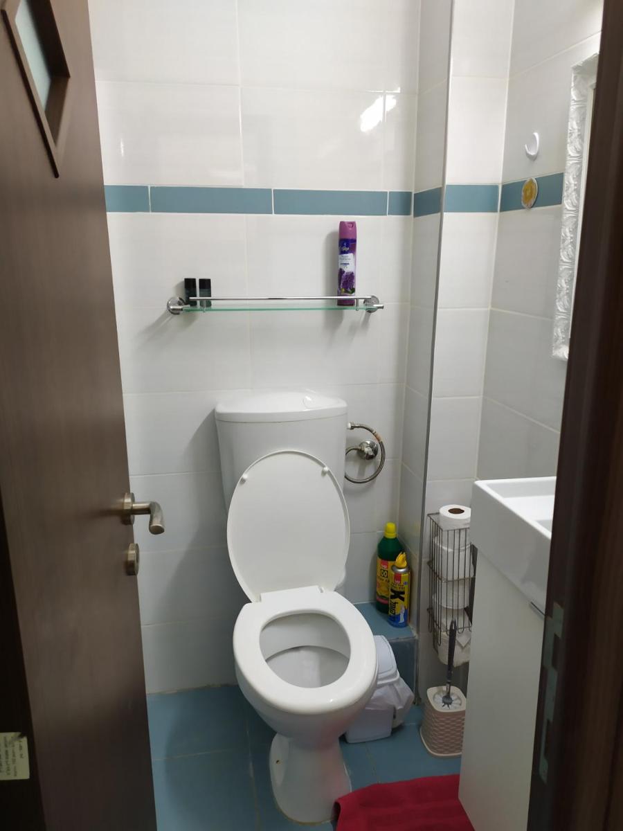 Nelly's Housing Unit - Housity