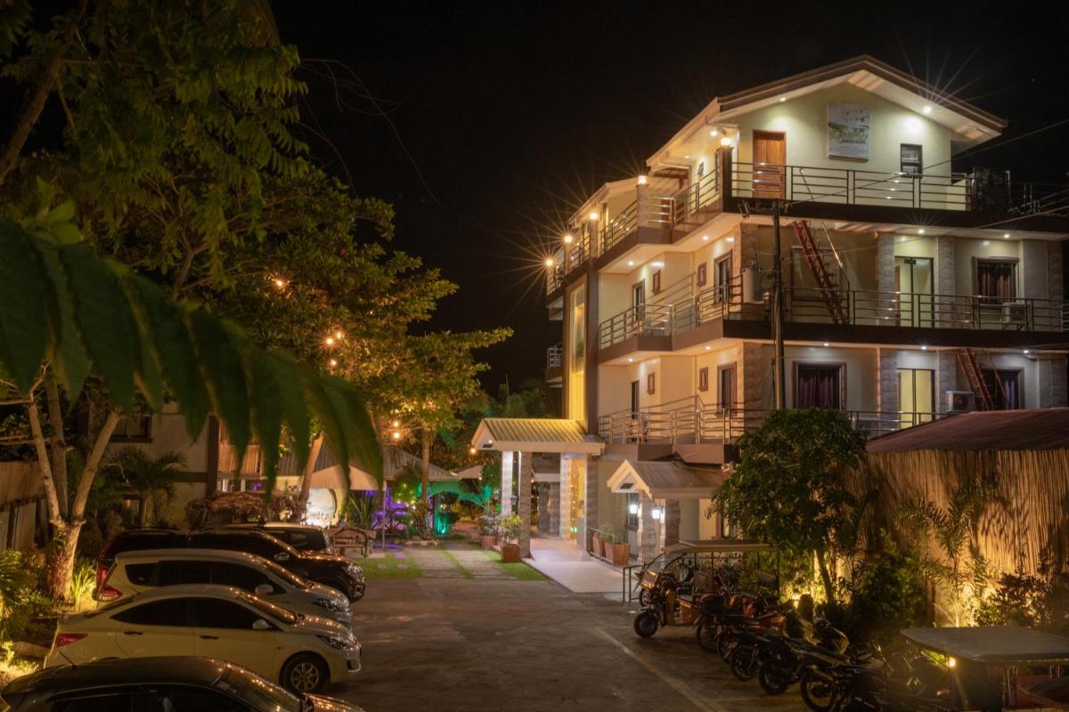 Rawis Resort Hotel and Restaurant - Housity