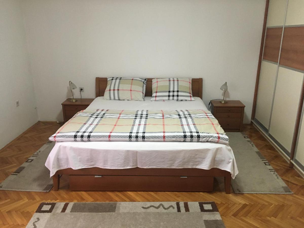 Vik House - Housity