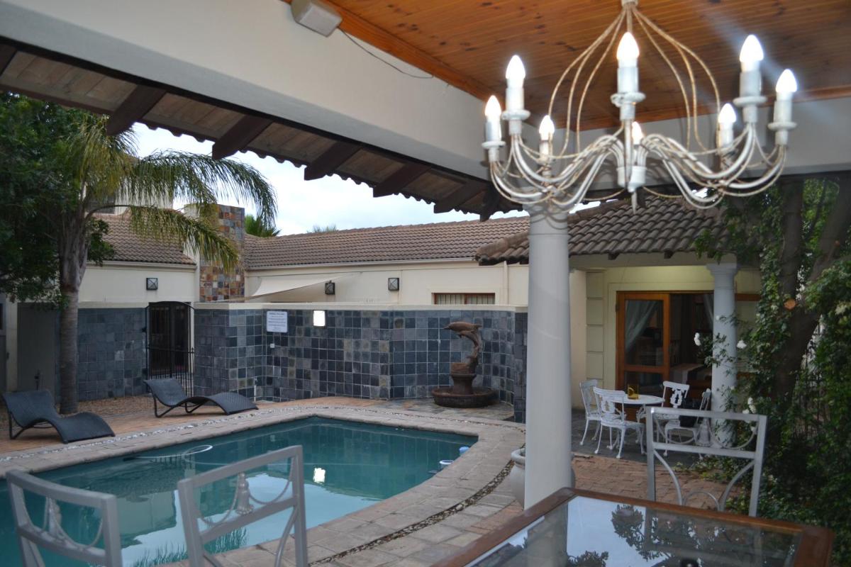 A Smart Stay Apartments - Housity
