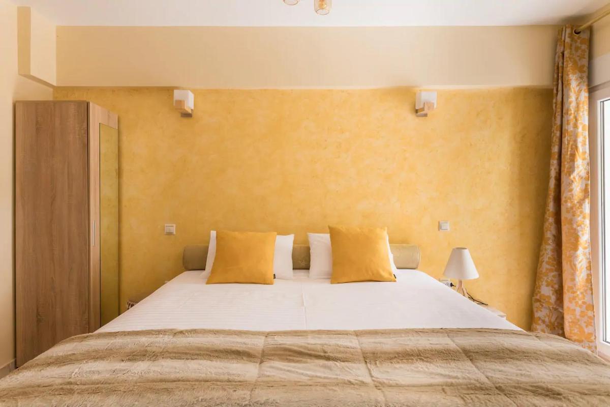 Manina SeaSide Apartment - Housity