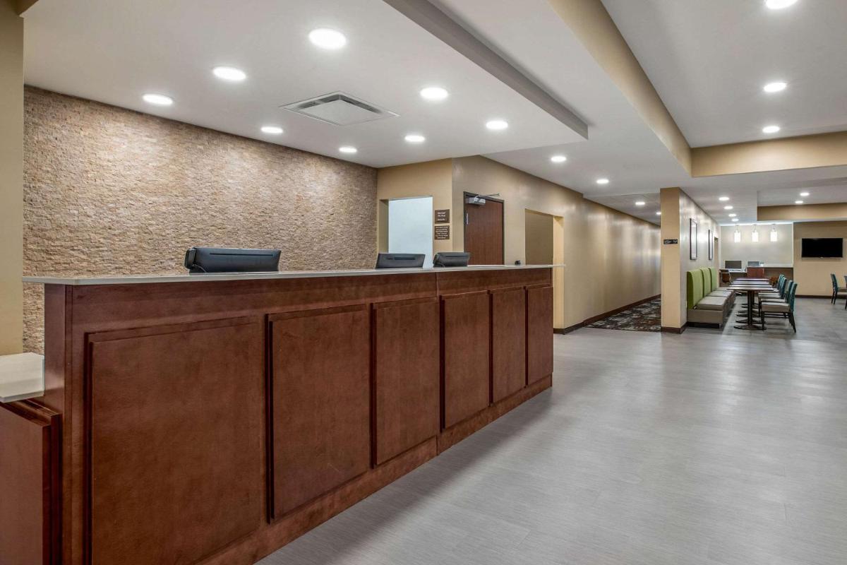 Comfort Inn & Suites Ames near ISU Campus - Housity