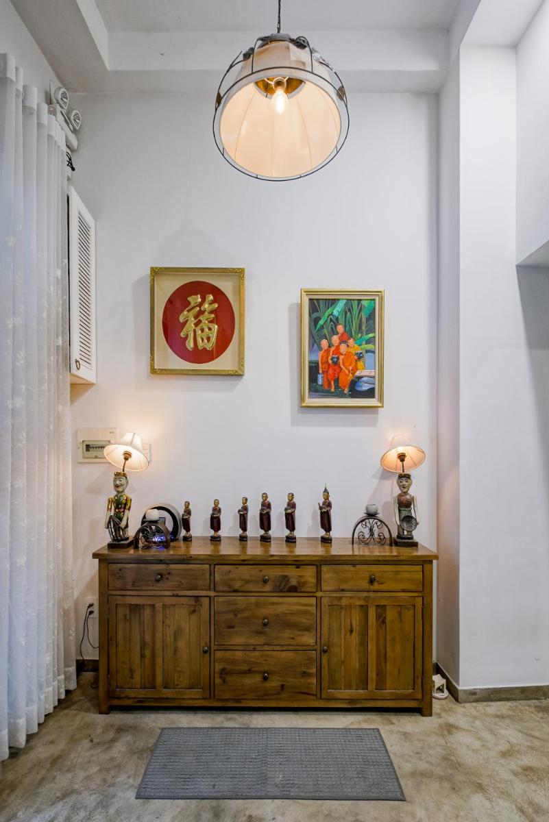 Mira Moon - Calmette - Housity