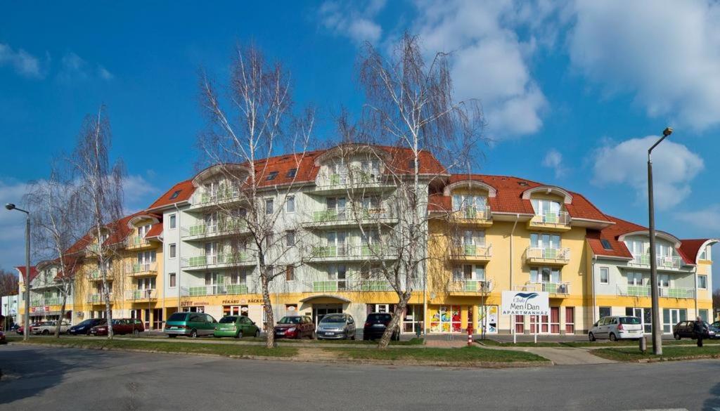Golden Ball apartman magánszálláshely - Housity