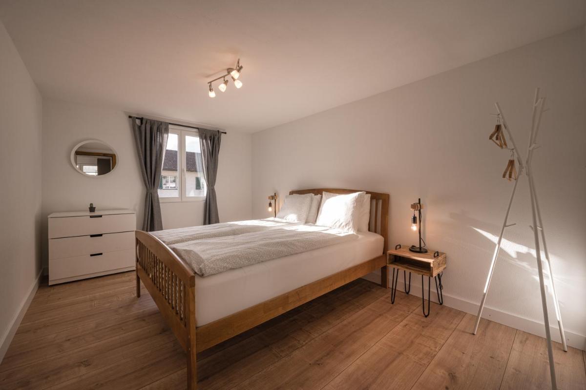 2 Bedroom Mountain View Apartment Interlaken - Housity