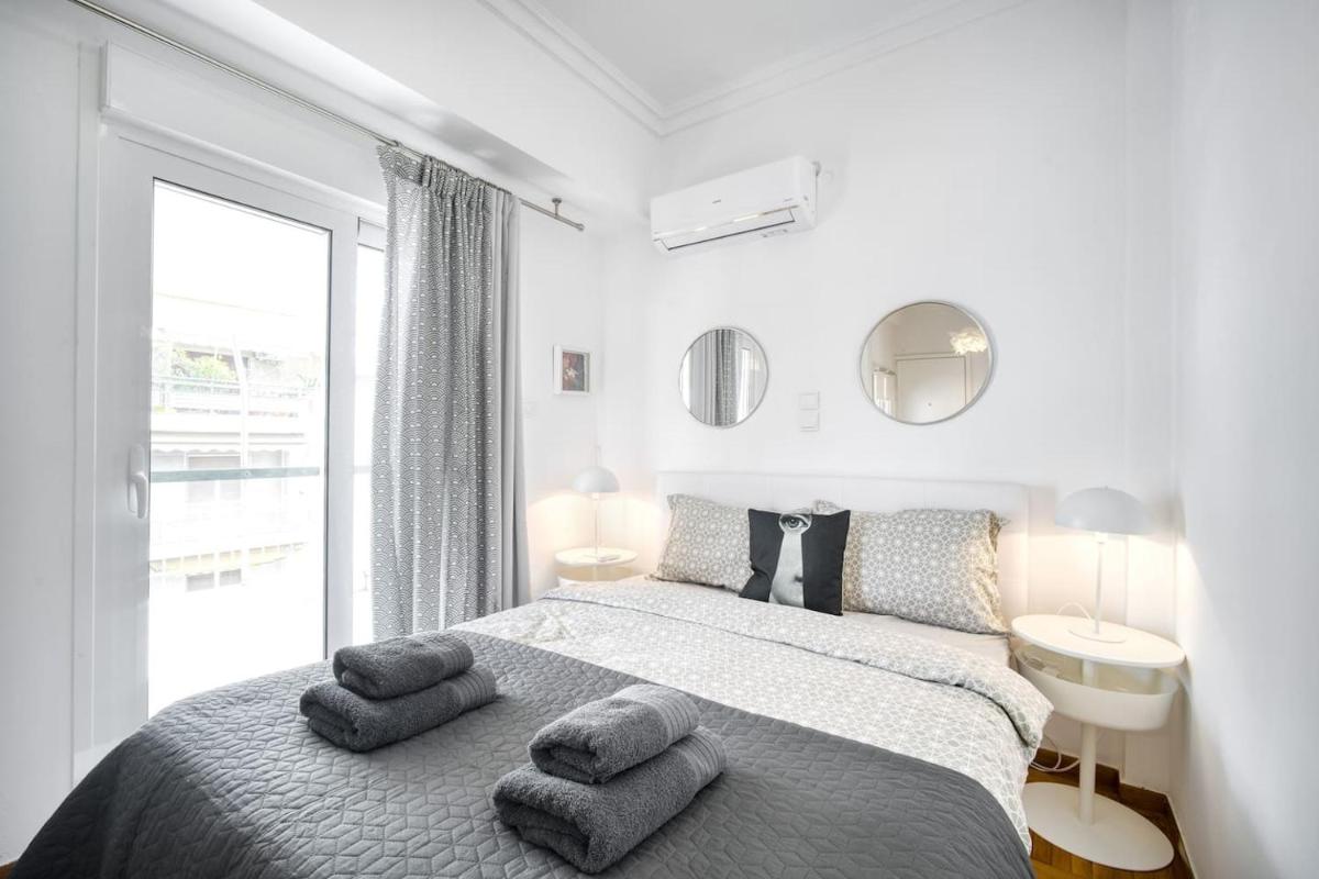 Suitetrails - The Cactus Apartment with Large Sunny Balcony