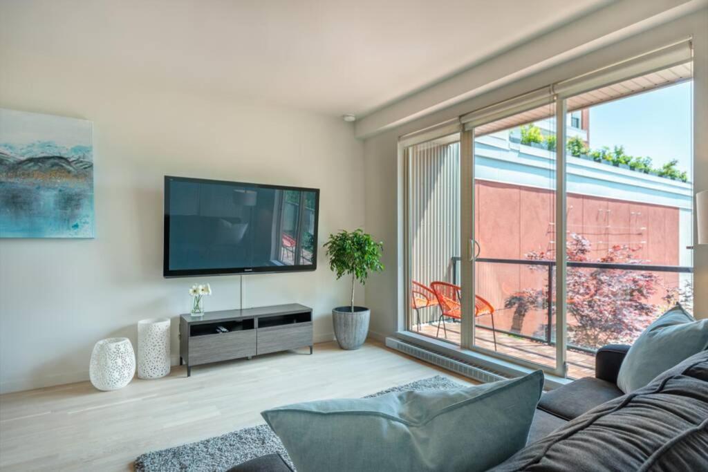 Suitetrails - Clean 3rd Floor Executive 1 BR Apt in Old Town China Town
