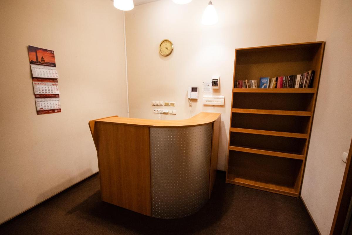 Suitetrails - Nevsky 136 Guest House