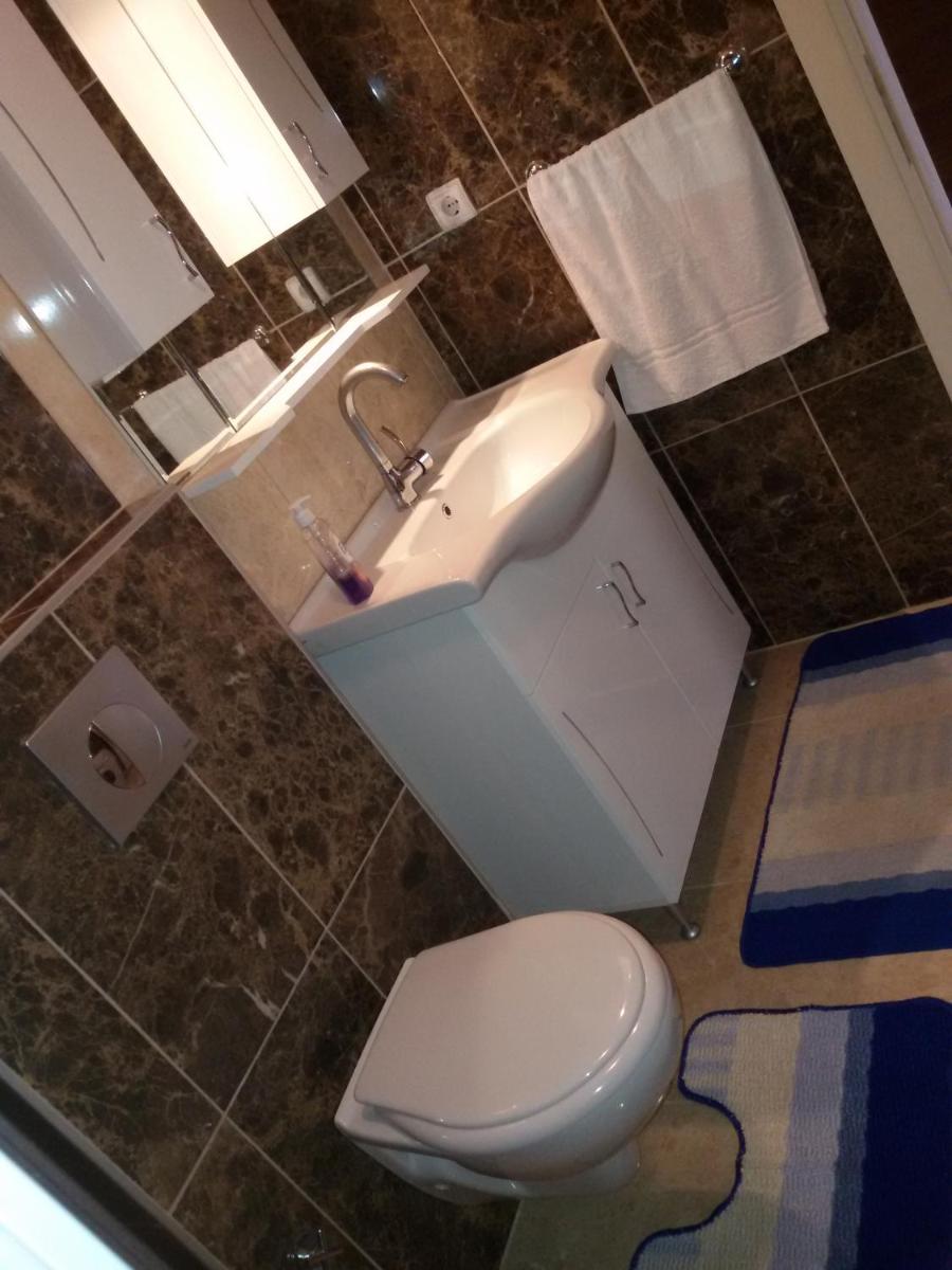 Istanbul Sea Apartment - Housity