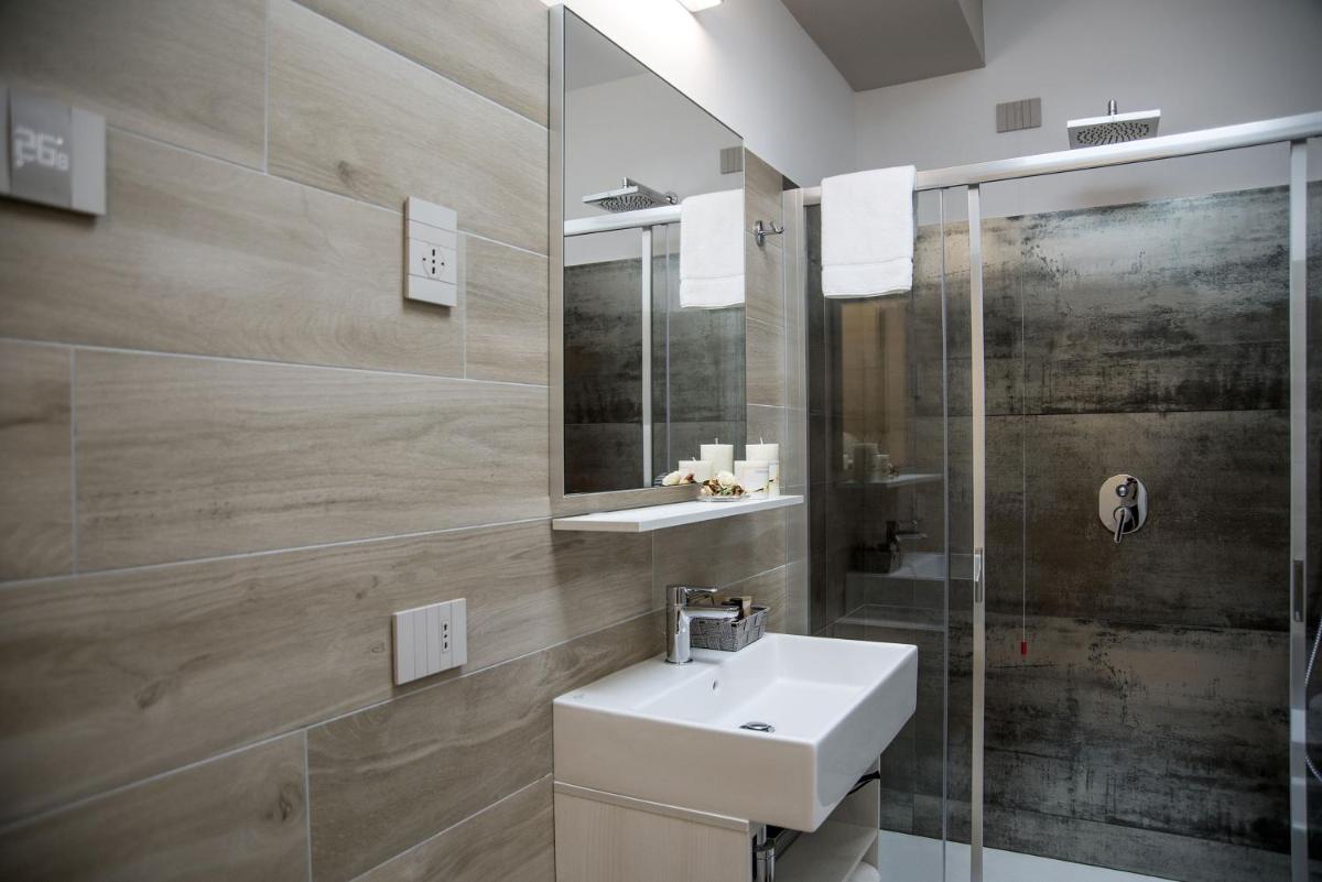 Camelot Appartamenti - Business e Holiday - Housity