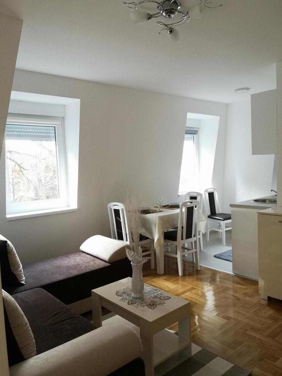 Apartman Downtown - Housity
