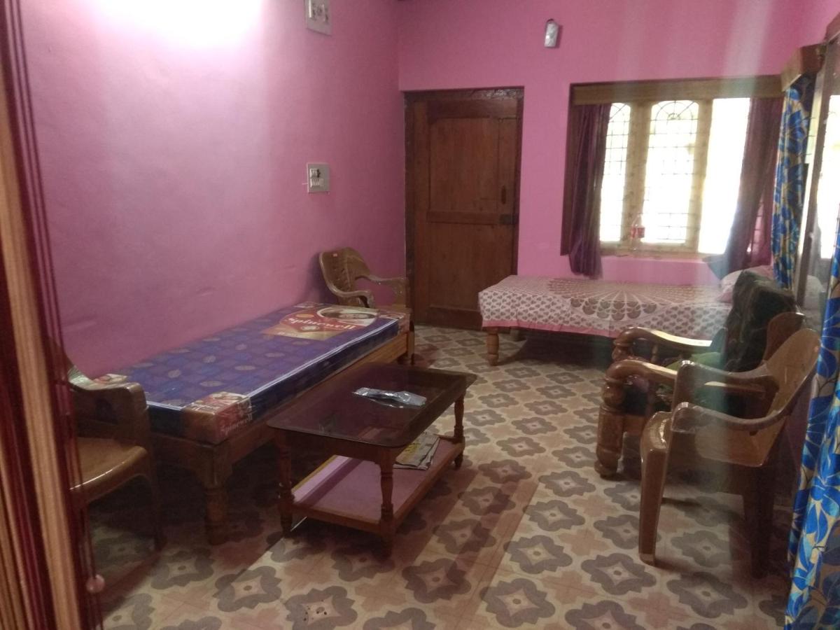 Suitetrails - Dreams River view Homestay Coorg