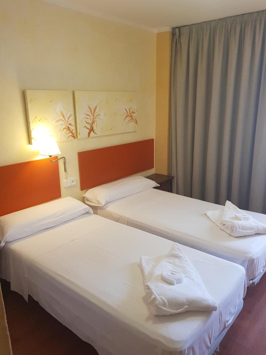 Apartamentos Parot Quality - Housity