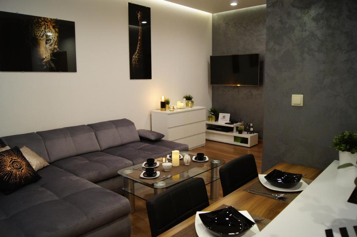 KOMFORT HOUSE RYNEK - Housity