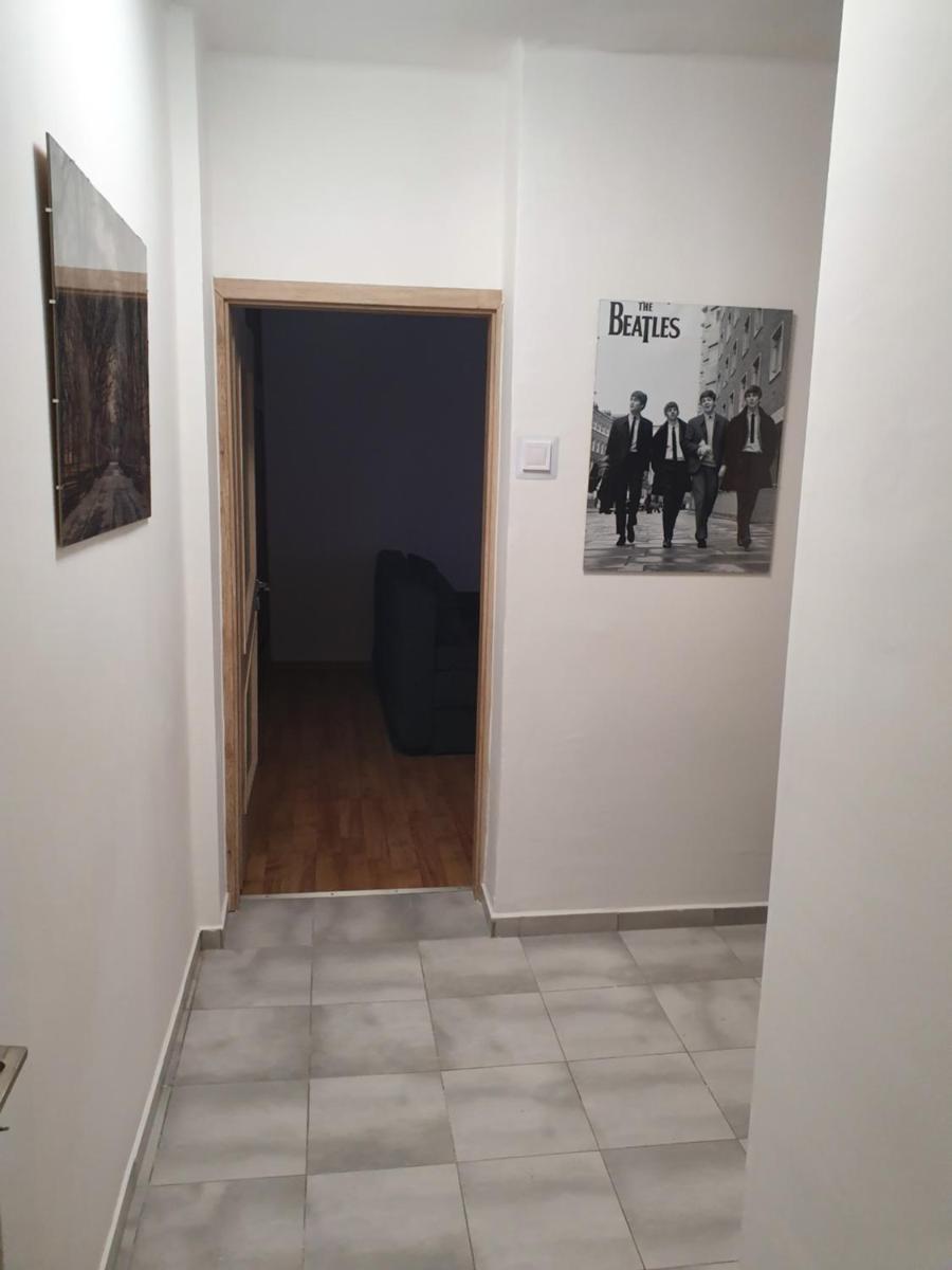 Komfort apartman - Housity