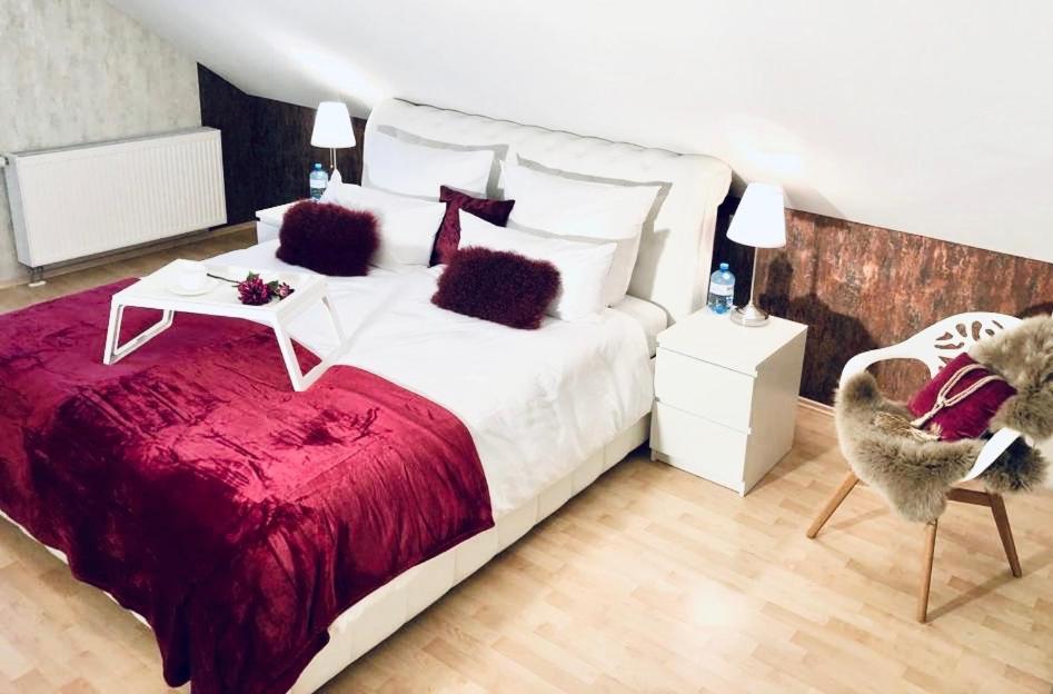 Baden Airpark Family Apartment - Housity