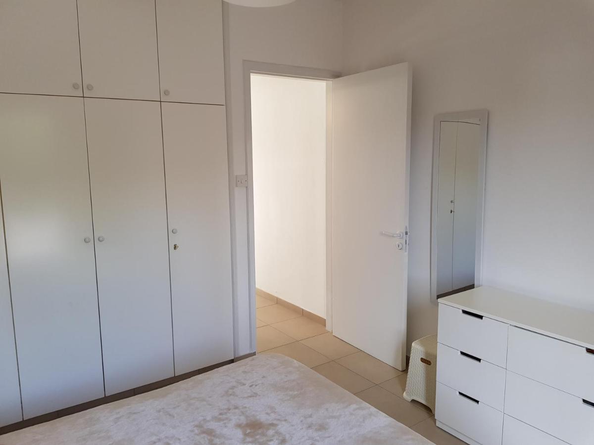 Ariadne apt 103 -300m from Lighthouse beach - Housity