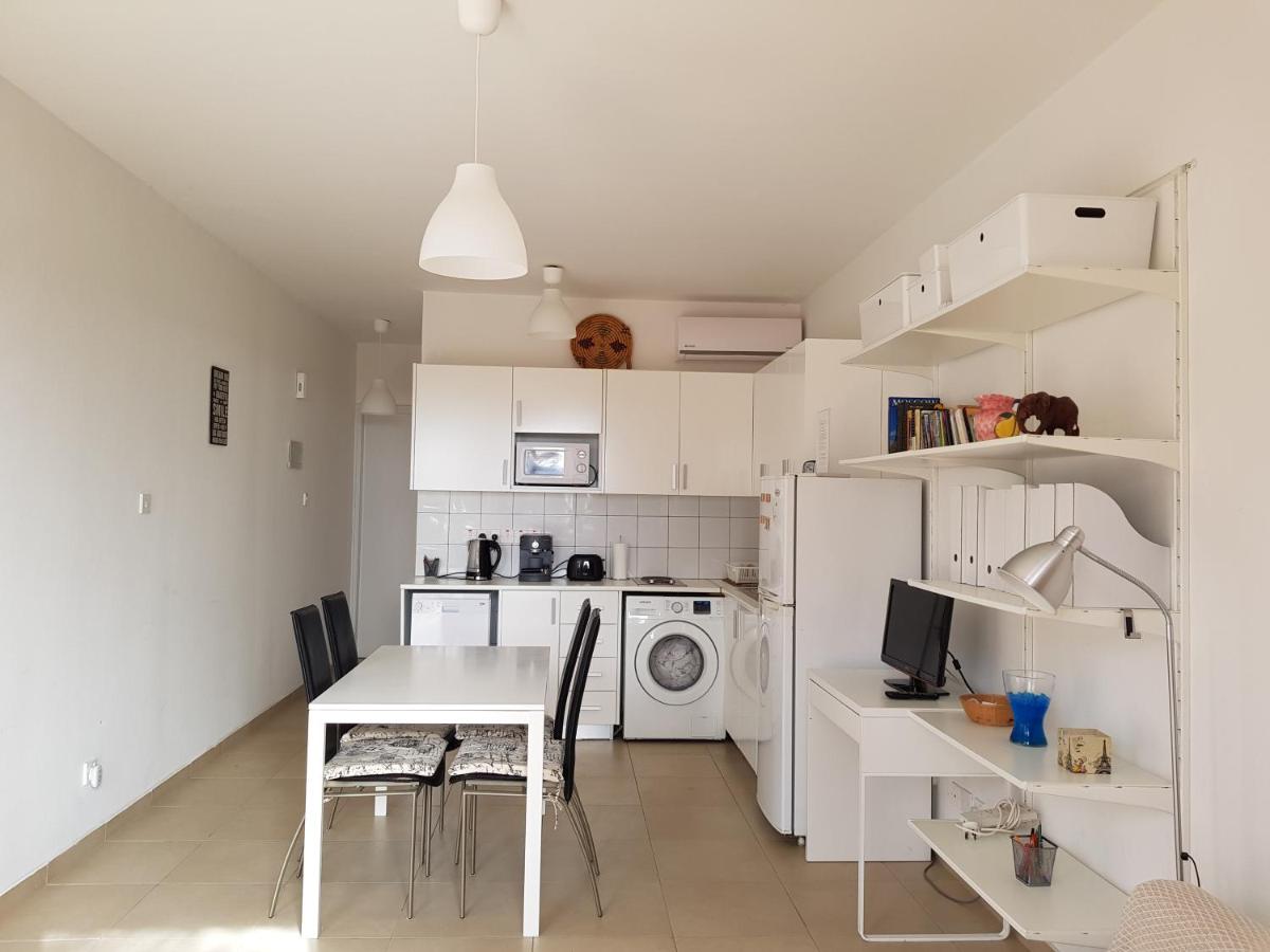 Ariadne apt 103 -300m from Lighthouse beach - Housity