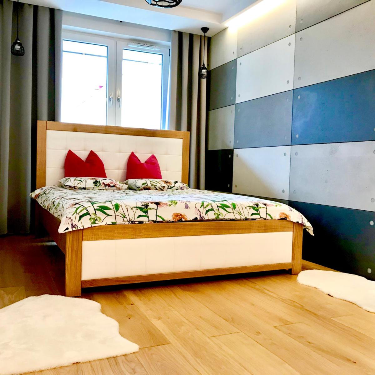 New Wave Apartment Big & Beautiful - Hizvo