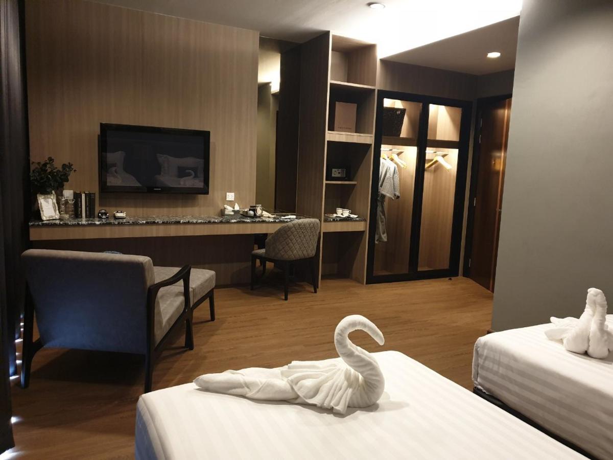 The Regent Hotel Kamala Beach - Housity