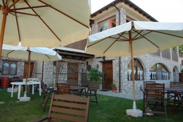 Guesthouse To Spiti Τou Gakou - Housity
