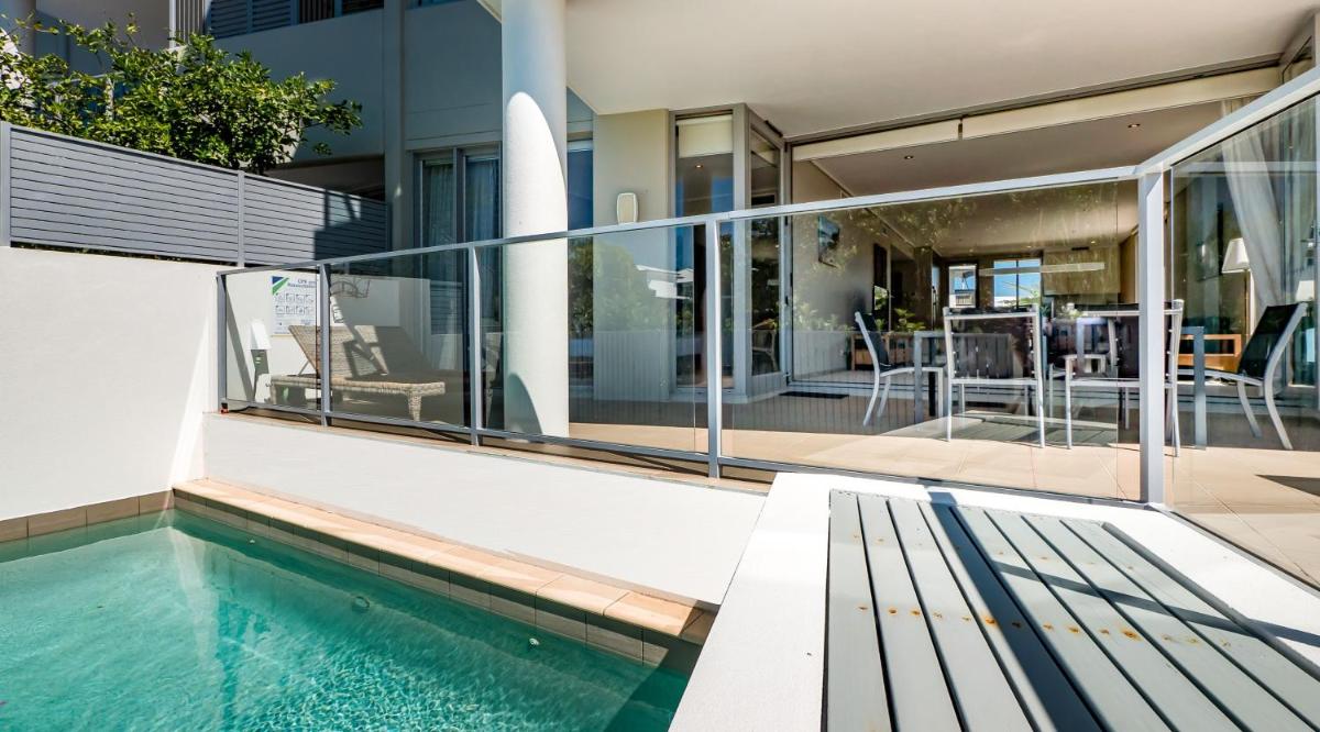 White Shells Luxury Apartments Marcoola - Housity