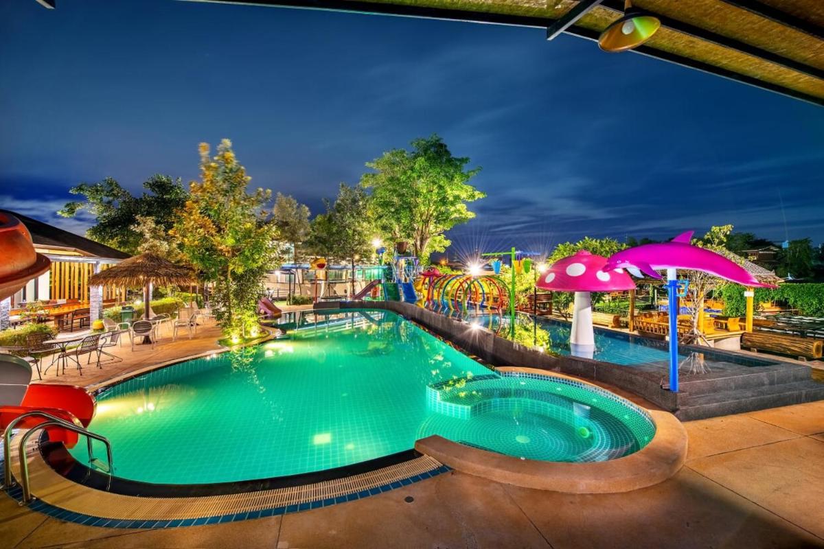 boathouse boutique riverside - Housity